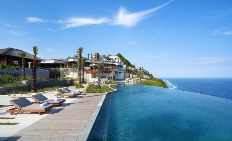 烏魯瓦圖六善別墅