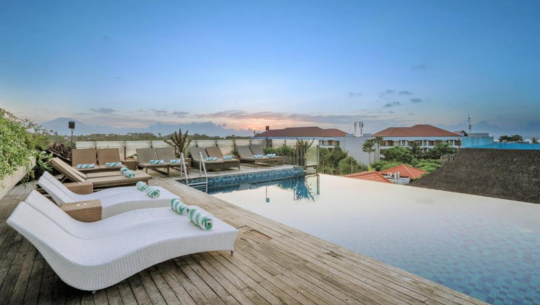 峇里島住宿(巴里島住宿)推薦-沙努爾藝術酒店