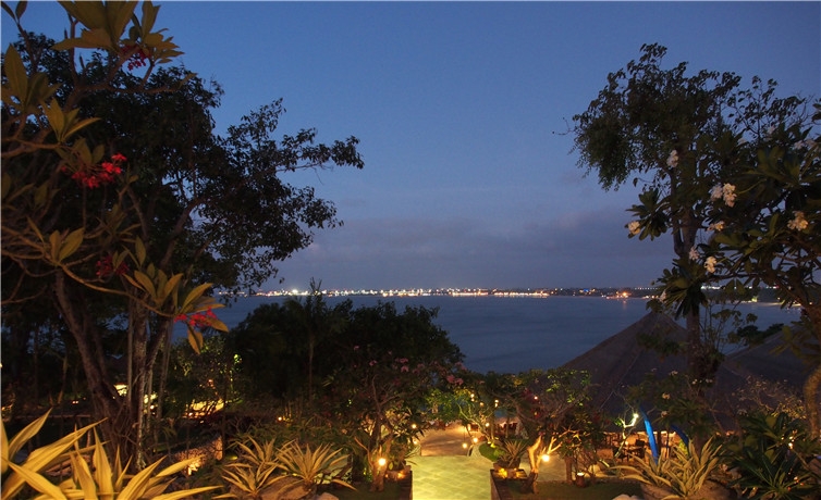 巴里島villa推薦-金巴蘭四季渡假村