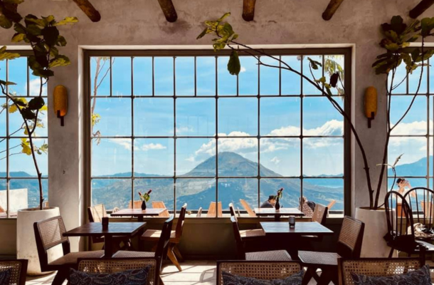 渡假村內自由時光→火山景觀餐廳享用午餐→德哥朗梯田&近距離觀看麝香貓(可加訂大鞦韆與攝影空拍活動)→泰式風味餐