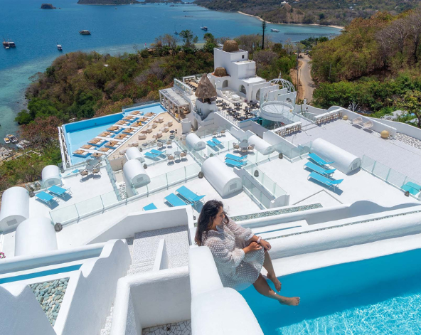 DAY 2 峇里島機場→科摩多機場→酒店內晚餐