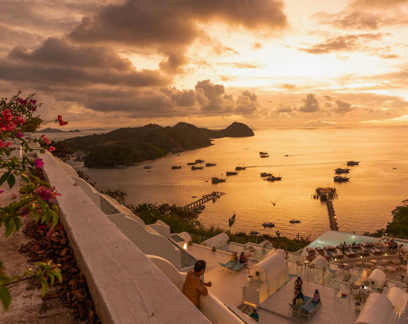 DAY 2 峇里島機場→科摩多機場→酒店內晚餐