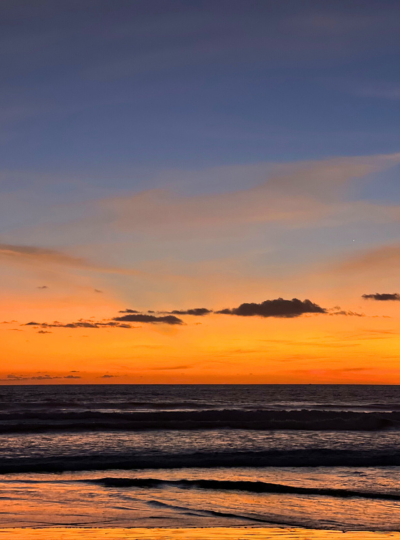DAY 4 科摩多機場→峇里島機場→西式風味餐→精油按摩120分鐘→水明漾海灘日落(含飲品一杯)→醬烤豬肋排
