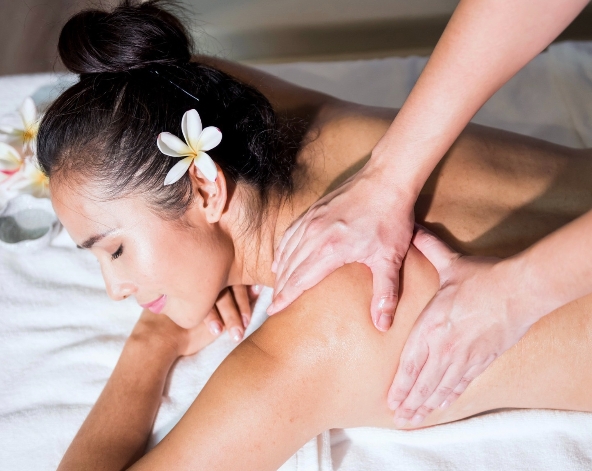 峇里島旅遊推薦-舒壓精油按摩