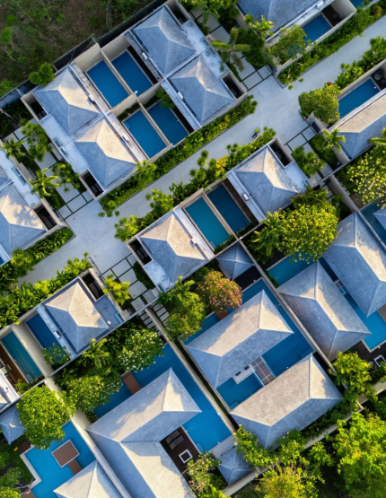 別墅西式早午餐(牛排套餐)→當地超市採買→機場→台北