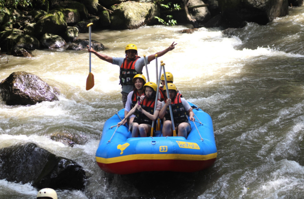 烏布激流泛舟→烏布皇宮→烏布傳統市場→祕密花園印尼特色餐