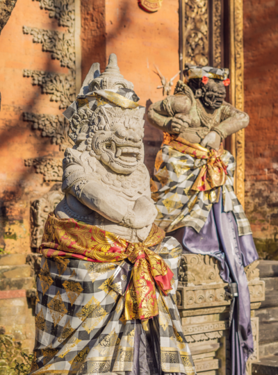 渡假村內自由活動→Tis Café德哥拉朗梯田下午茶→烏布市區散步(烏布皇宮 / 烏布傳統市集 / 猴林路)→越式特色石鍋河粉