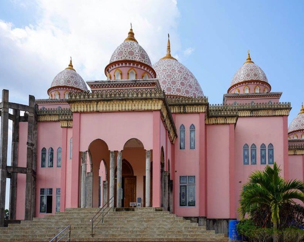 民丹島旅遊推薦-粉紅清真寺