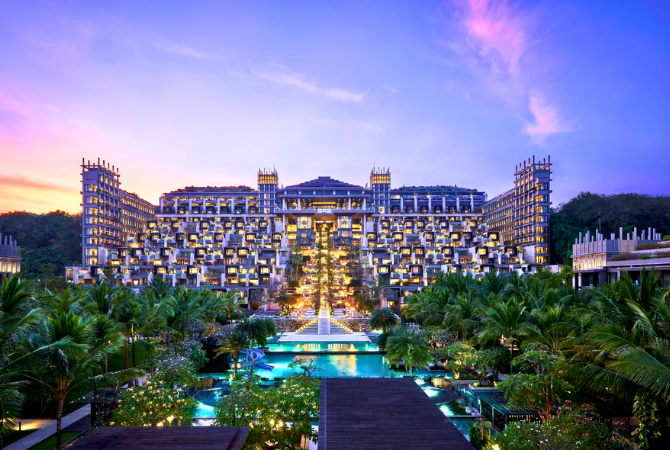 台北→峇里島→迎賓獻花→酒店CHECK IN→印尼道地綜合飯→Bali Collection&超市採買