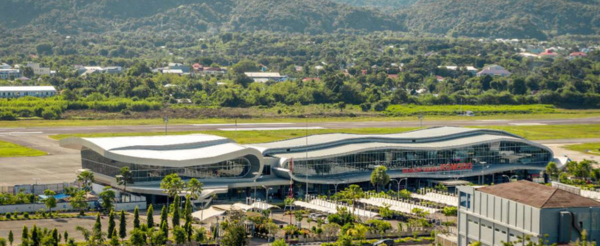 峇里島機場→科摩多機場→碼頭登船→Kelor Island(建行登頂+玩水)→午餐→Manjarite Island (浮潛點)→Kalong Island (紅樹林、蝙蝠、日落)→Padar Island停船(為明天登頂日出做準備)