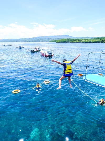 DAY 3 快樂出海日~藍夢島一日遊(香蕉船 / 水上沙發 / 浮潛 / 滑水道 / 加贈海底漫步一次 / 島上觀光)→搭船返回本島→夜遊庫塔洋人街