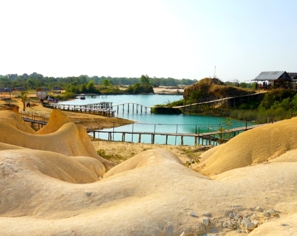 鈦美旅行社-民丹島旅遊推薦藍湖
