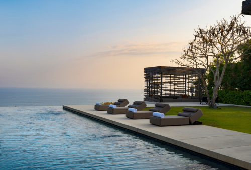 #安靜奢華。明星首選別墅、斷崖鳥籠酒吧、雙SPA花瓣浴、私人假期五日 峇里島旅遊(巴里島旅遊)推薦-明星首選別墅、斷崖鳥籠酒吧、雙SPA花瓣浴、私人假期五日